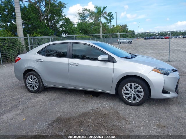 Toyota COROLLA LE 2019 5YFBURHEXKP941868 Image 13