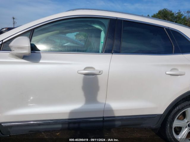5LMCJ1D92JUL13627 Lincoln Mkc Premiere