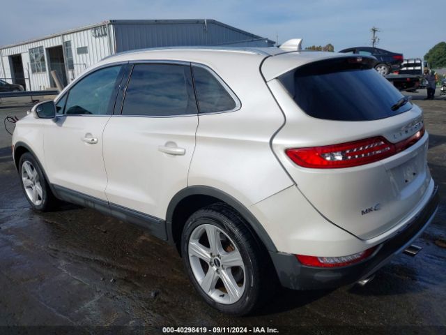 5LMCJ1D92JUL13627 Lincoln Mkc Premiere