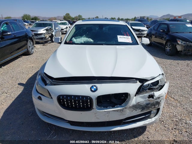 40298443 :رقم المزاد ، WBAXG5C57DD235005 vin ، 2013 Bmw 528i مزاد بيع