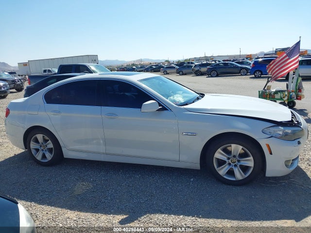 40298443 :رقم المزاد ، WBAXG5C57DD235005 vin ، 2013 Bmw 528i مزاد بيع