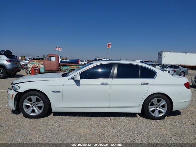 40298443 :رقم المزاد ، WBAXG5C57DD235005 vin ، 2013 Bmw 528i مزاد بيع