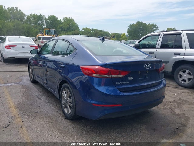 Hyundai Elantra Value Edition 2017 5NPD84LFXHH201338 Image 3