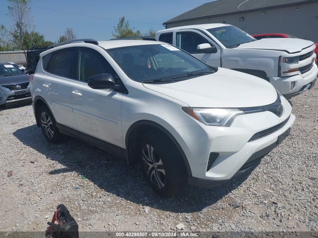 Toyota RAV4 LE 2018 JTMBFREV4JJ220981 Image 1