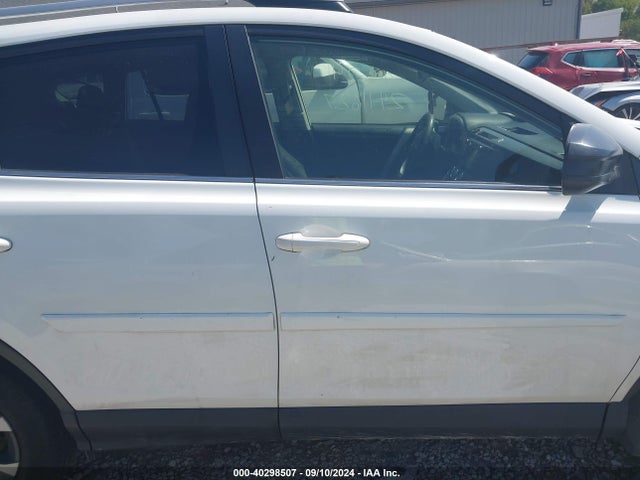 Toyota RAV4 LE 2018 JTMBFREV4JJ220981 Image 13