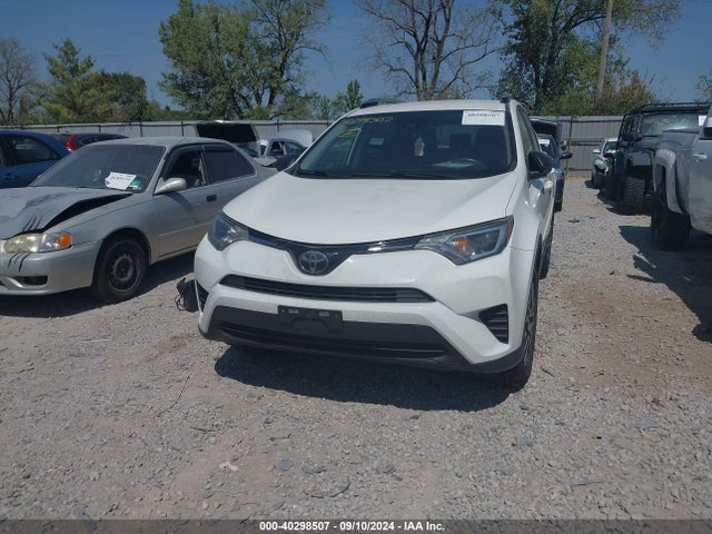 Toyota RAV4 LE 2018 JTMBFREV4JJ220981 Image 6