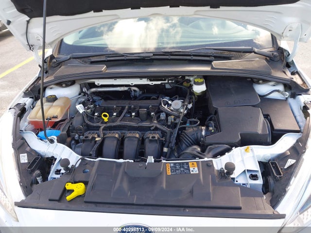 Ford FOCUS SE 2018 1FADP3K25JL297429 Image 10