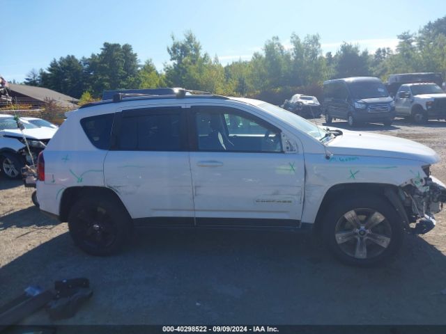 1C4NJDBB3GD521712 Jeep Compass Sport