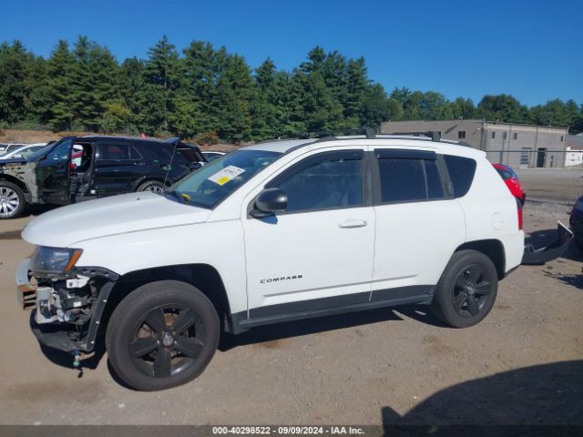 1C4NJDBB3GD521712 Jeep Compass Sport