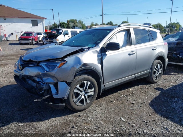 Toyota RAV4 LE 2017 2T3BFREV5HW582684 Image 2