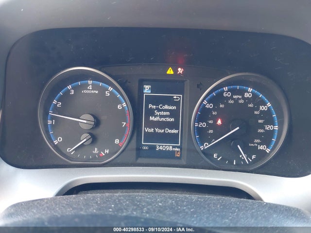 Toyota RAV4 LE 2017 2T3BFREV5HW582684 Image 7