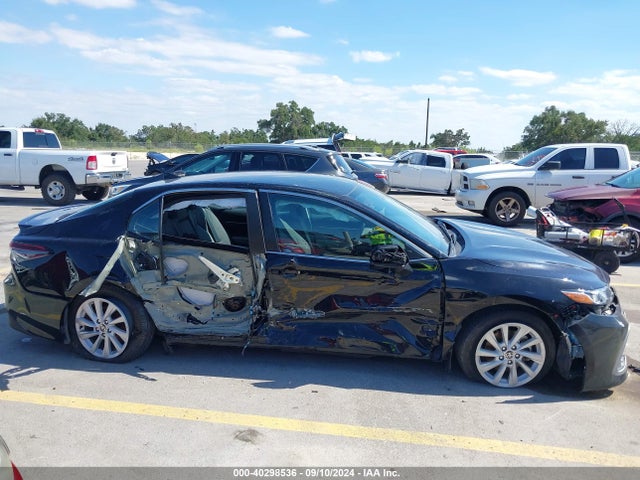 Toyota CAMRY LE 2022 4T1C11AK9NU050004 Image 6
