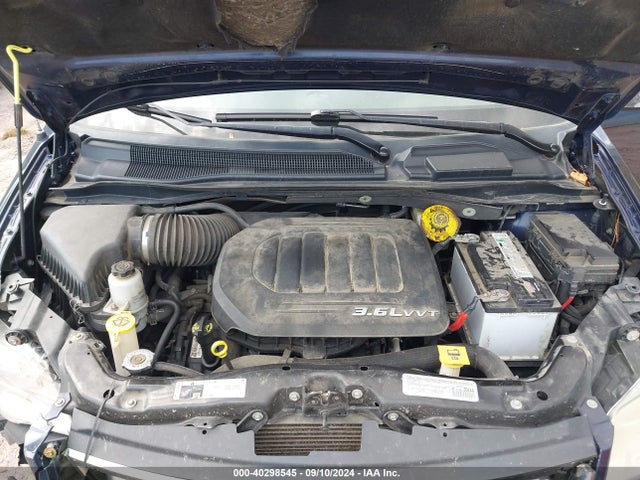 2C4RC1CG7ER340093 Chrysler Town & Country Touring-l