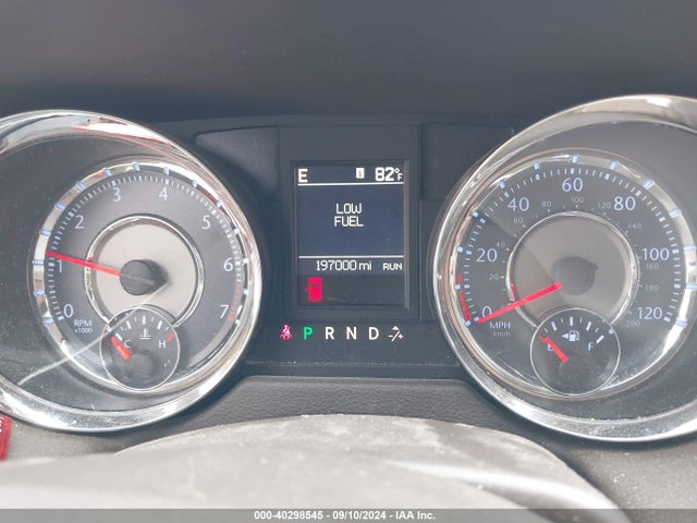 2C4RC1CG7ER340093 Chrysler Town & Country Touring-l