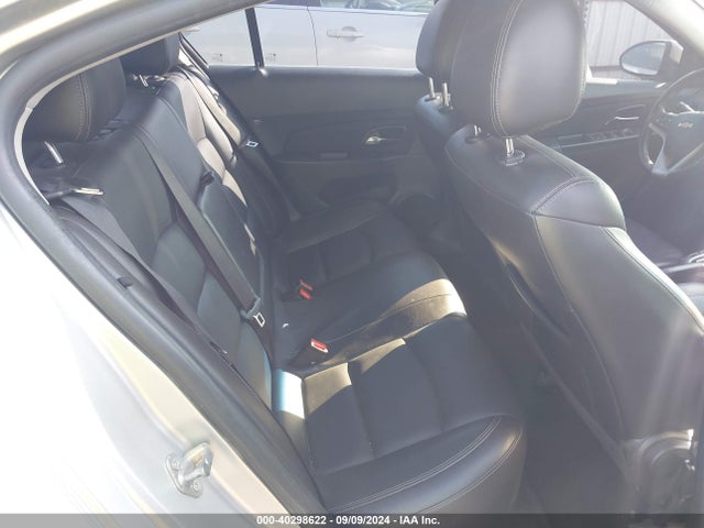 40298622 :رقم المزاد ، 1G1PE5SB7F7157867 vin ، 2015 Chevrolet Cruze 2lt Auto مزاد بيع