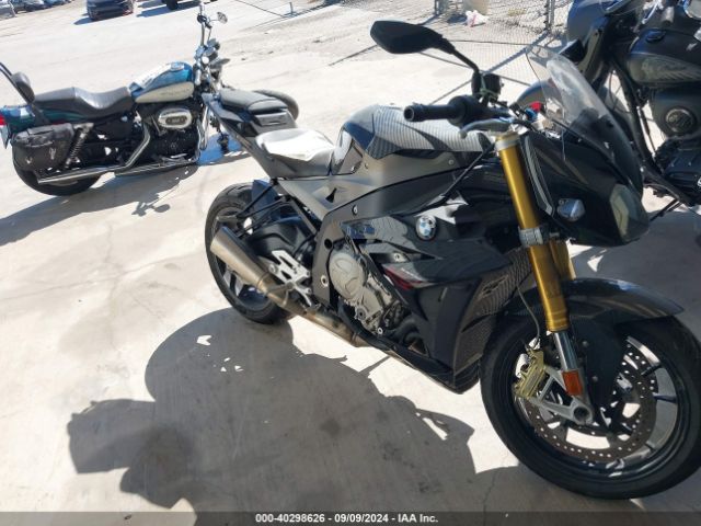 2016 BMW S 1000 WB10D1201GZ696491