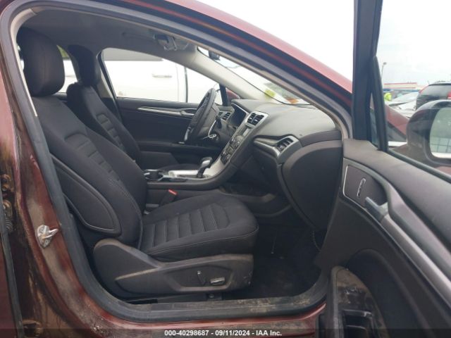 3FA6P0H79FR160657 Ford FUSION SE