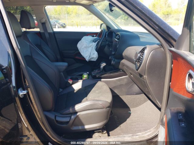 KNDJ53AU6P7856610 KIA Soul Gt-line