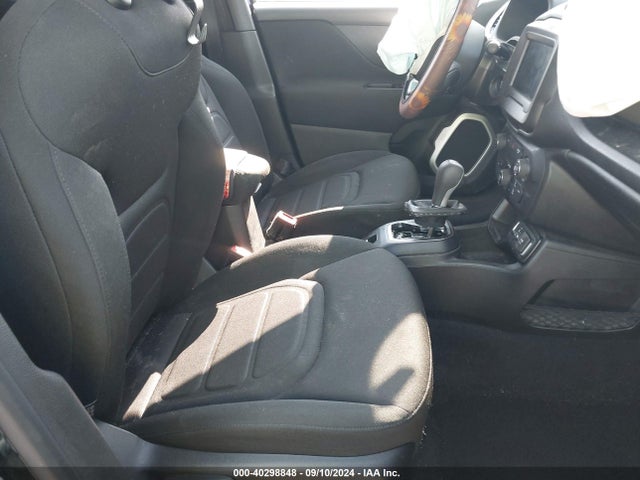 ZACNJABB0LPL65619 Jeep Renegade Latitude Fwd