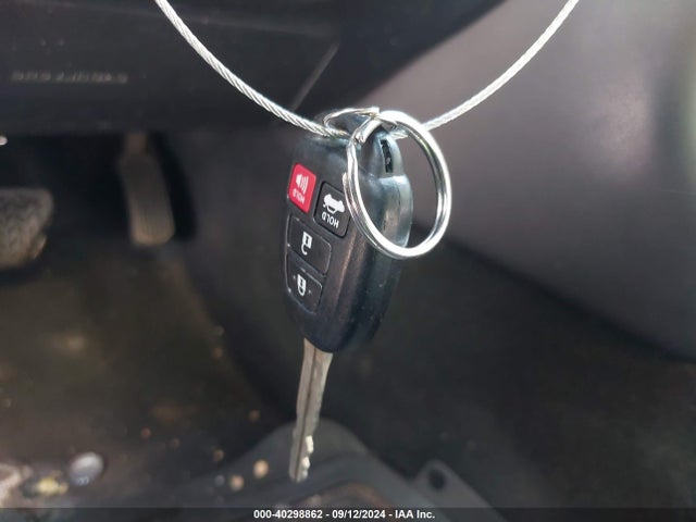 Toyota CAMRY LE 2016 4T4BF1FK5GR553477 Image 11