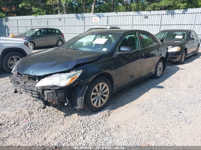 Toyota CAMRY LE 2016 4T4BF1FK5GR553477 Image 2
