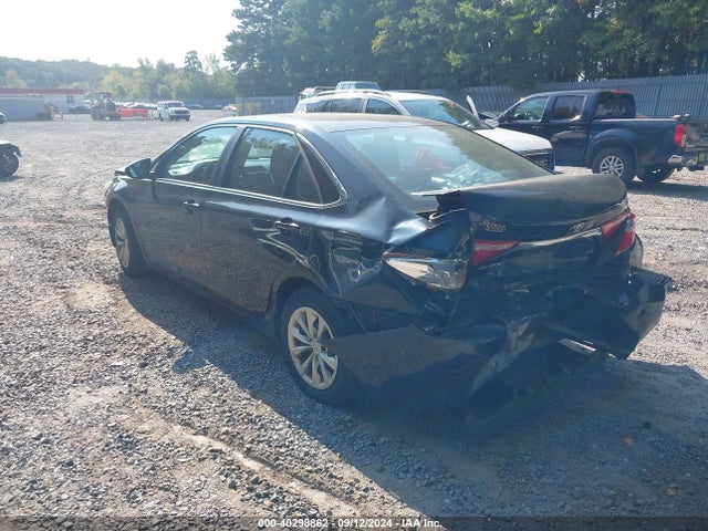 Toyota CAMRY LE 2016 4T4BF1FK5GR553477 Image 3