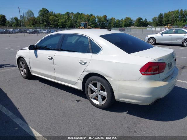 1VWBS7A38FC047110 Volkswagen Passat 1.8t Se