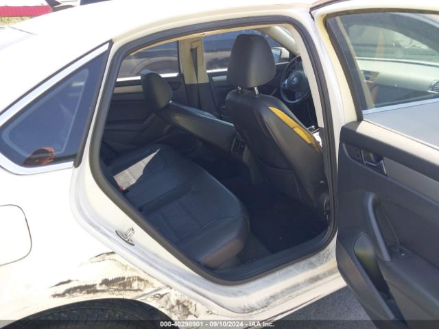 1VWBS7A38FC047110 Volkswagen Passat 1.8t Se