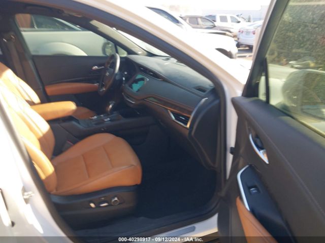 1GYFZCR46KF185673 Cadillac Xt4 Premium Luxury