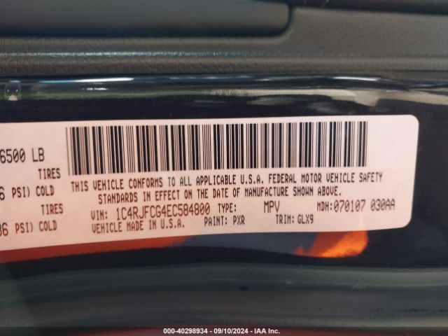 1C4RJFCG4EC584800 Jeep Grand Cherokee Overland