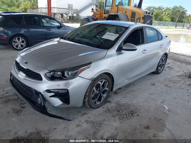 KIA Forte Lxs 2020 3KPF24AD9LE187036 Image 2