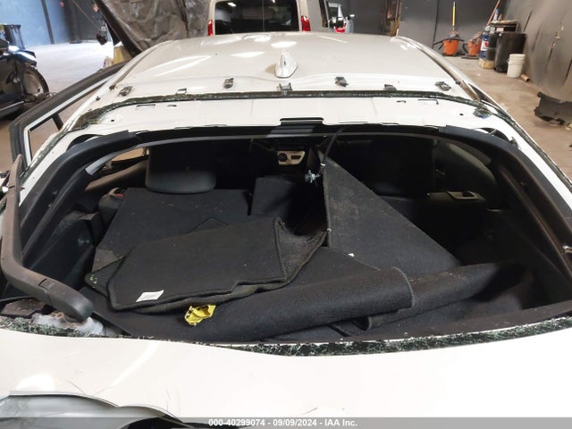 Toyota Prius Two 2016 JTDKBRFU2G3010166 Image 17