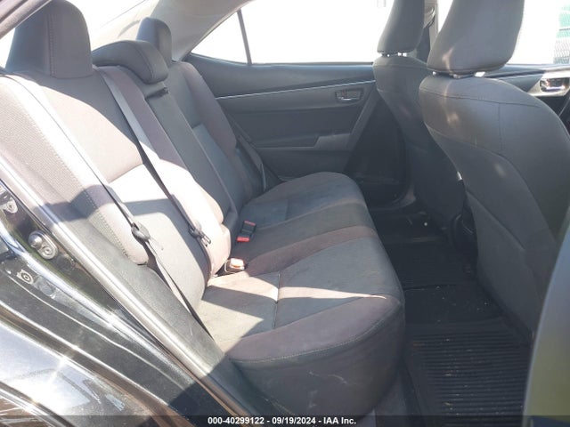 Toyota COROLLA LE 2018 5YFBURHE6JP799064 Image 8