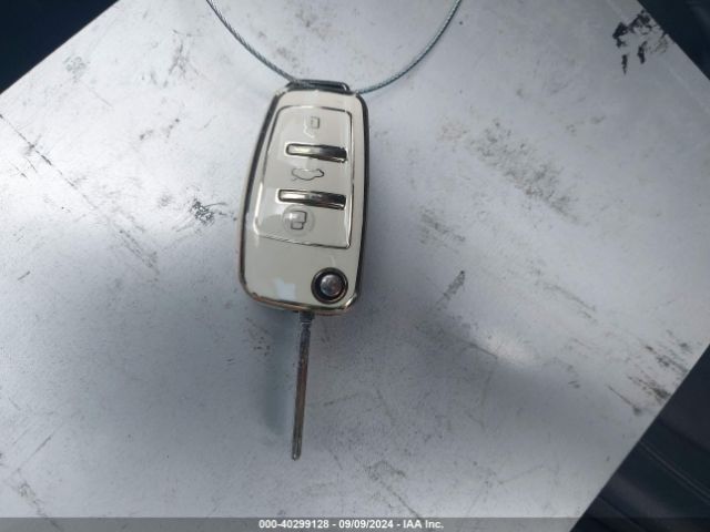 WAUAUGFF0K1014245 Audi A3 40 Premium/40 Titanium Premium