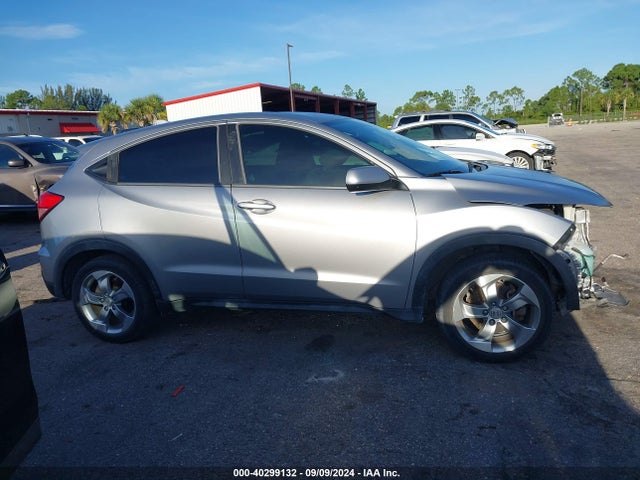 2017 Honda Hr-v Lx მანქანა იყიდება აუქციონზე, vin: 3CZRU5H33HG708574, აუქციონის ნომერი: 40299132