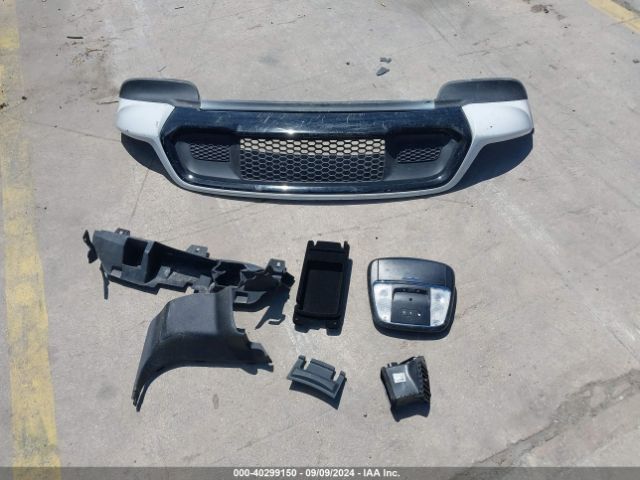 1C4RJEAG3KC662475 Jeep Grand Cherokee Altitude 4x2