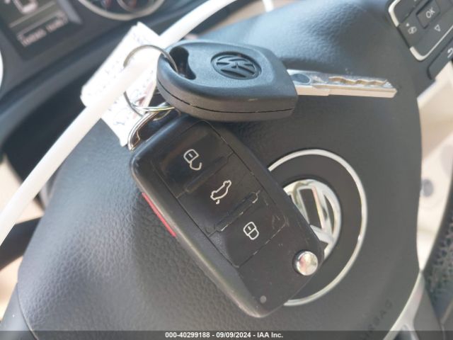 WVGAV7AX8FW605296 Volkswagen TIGUAN SE