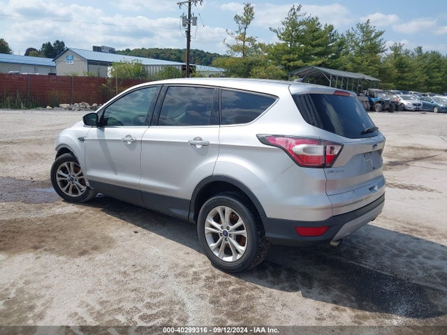 Ford ESCAPE SE 2017 1FMCU0GD6HUB60037 Image 3