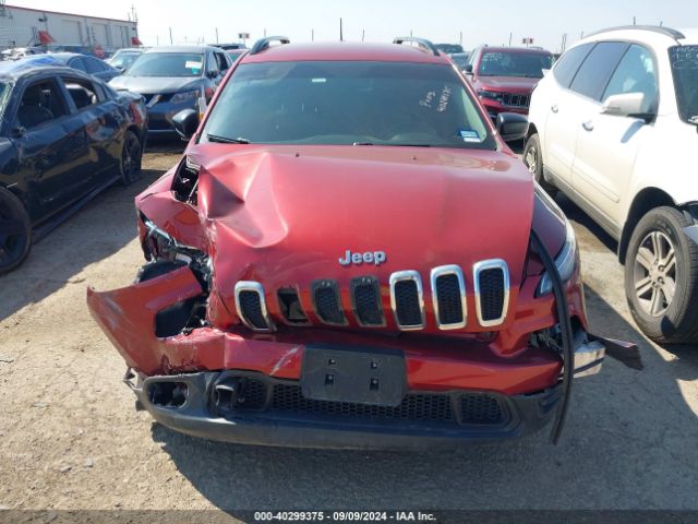 1C4PJLAB5HW669225 Jeep Cherokee Sport Fwd