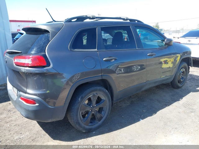 1C4PJMAB9HW612967 Jeep Cherokee Altitude 4x4