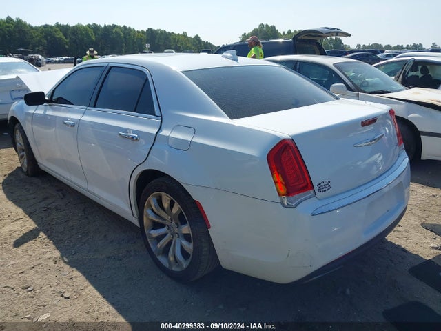Chrysler 300C 2016 2C3CCAET7GH307933 Image 3