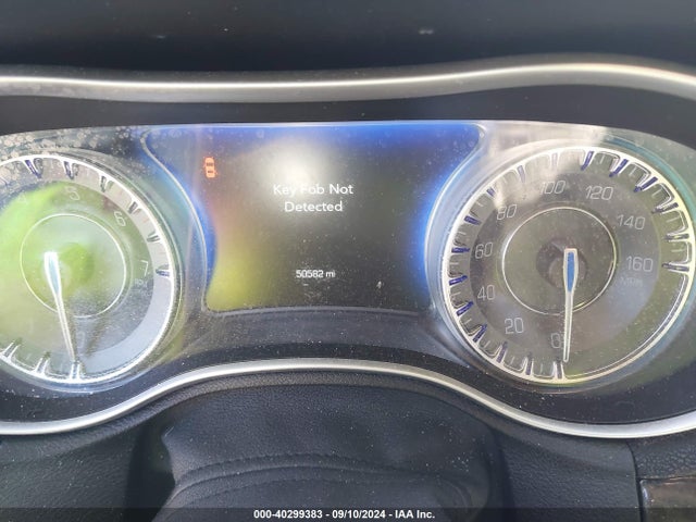 Chrysler 300C 2016 2C3CCAET7GH307933 Image 7