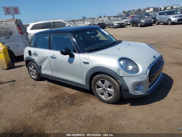 2016 MINI HARDTOP WMWXU1C53G2D11887 Photo 0