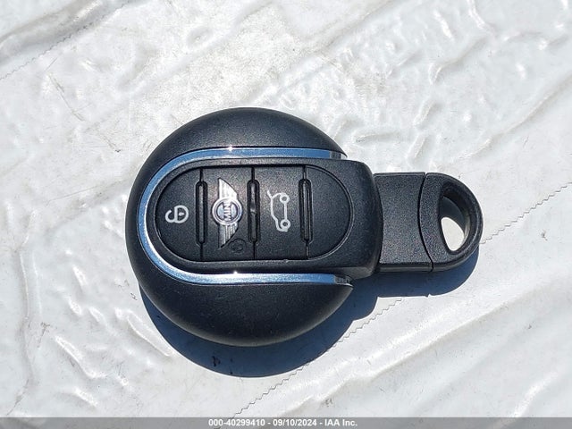 2016 MINI HARDTOP WMWXU1C53G2D11887 Photo 10