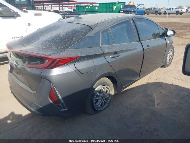 Toyota Prius Prime Premium 2017 JTDKARFP6H3062284 Image 4