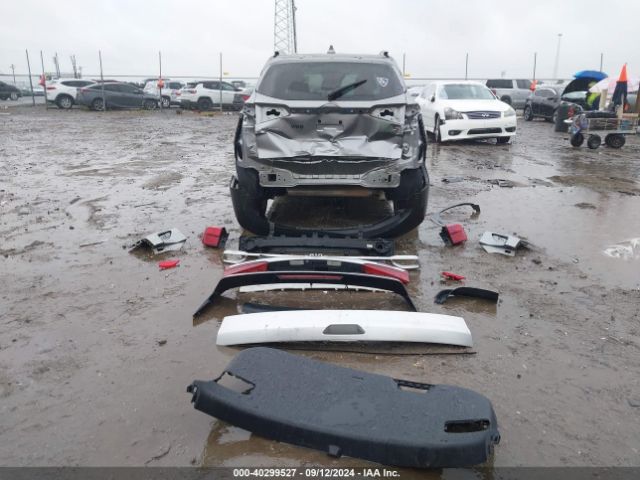 KNDEU2AAXM7060135 KIA SELTOS S
