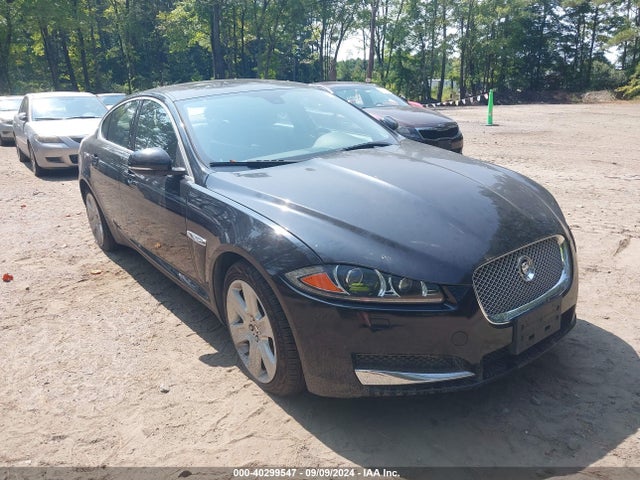 2013 JAGUAR XF SAJWJ0EF0D8S89443 Photo 0
