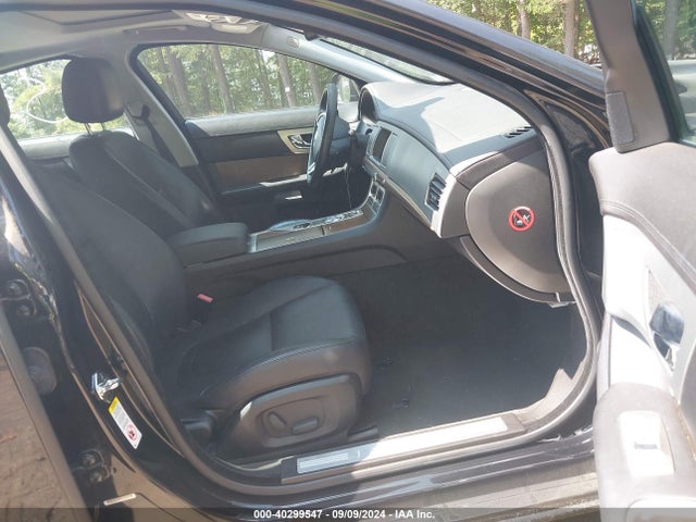 2013 JAGUAR XF SAJWJ0EF0D8S89443 Photo 4