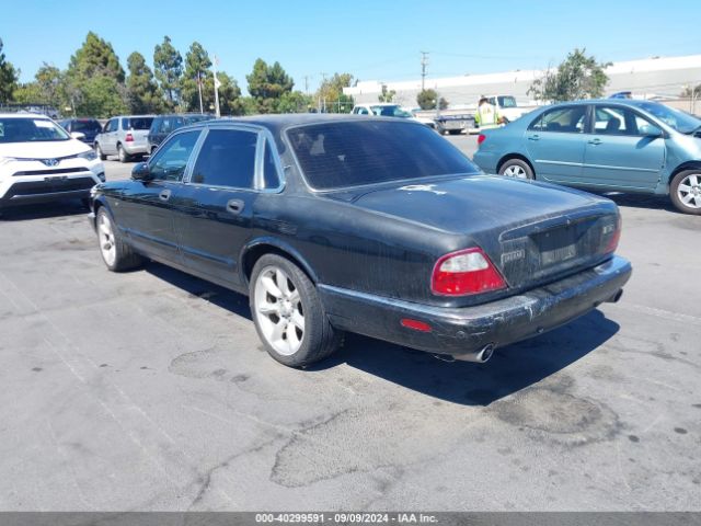 2001 JAGUAR XJR SAJDA15B21MF36140 Photo 2