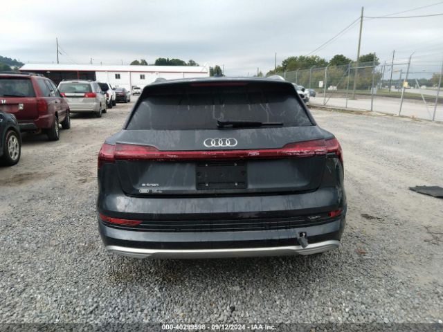 WA1VAAGEXKB022521 Audi E-tron Premium Plus